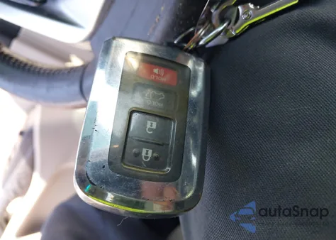 2014 Toyota Highlander Limited V6 z USA, uszkodzony, nr VIN 5TDYKRFH5ES012082